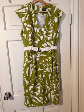 SOHO Olive Green and White Abstract Print Midi Dress
